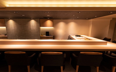 すし龍/スシタツの店内3